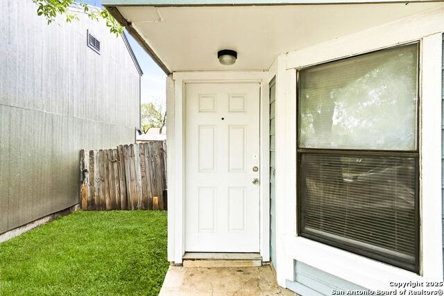 4015 Sun Harbour Property Photo 4