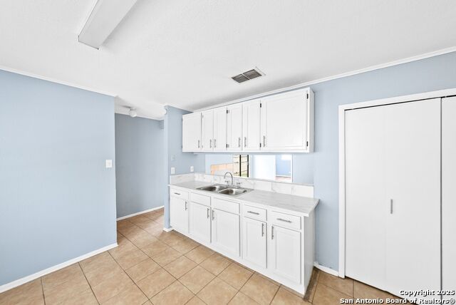 4015 Sun Harbour Property Photo 10
