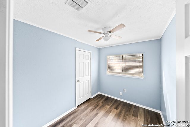 4015 Sun Harbour Property Photo 15