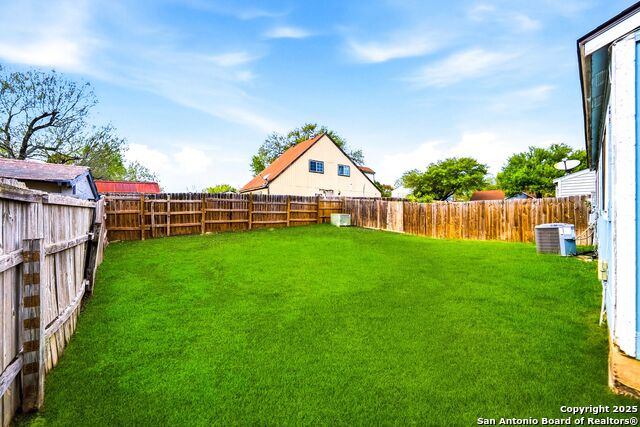 4015 Sun Harbour Property Photo 25