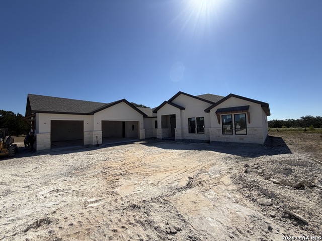 1014 Horseshoe Falls Property Photo 1