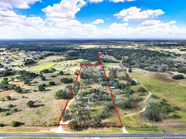 1021 Fm 3432 Property Photo 3