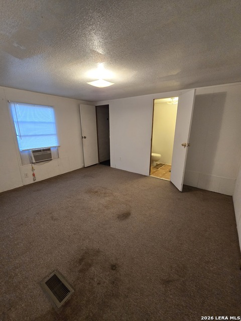 615 Moss Point Property Photo 8