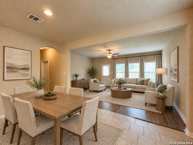 9123 Vondel Park Property Photo 3