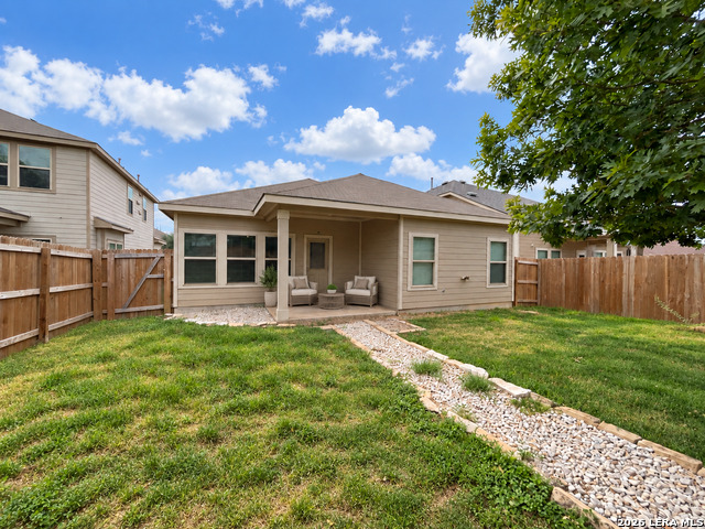 9123 Vondel Park Property Photo 10