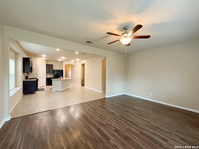 9123 Vondel Park Property Photo 13