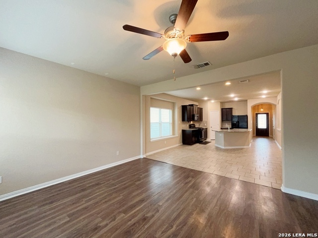 9123 Vondel Park Property Photo 14