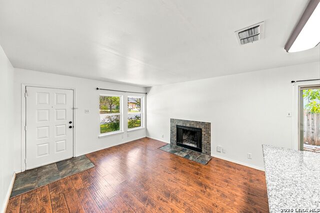 9410 Valley Bend Property Photo 5