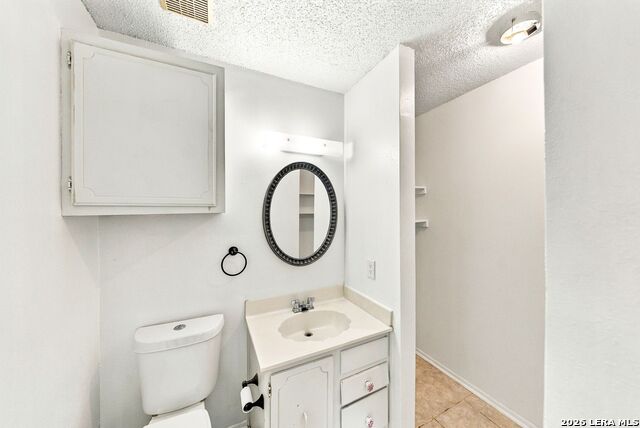 9410 Valley Bend Property Photo 15