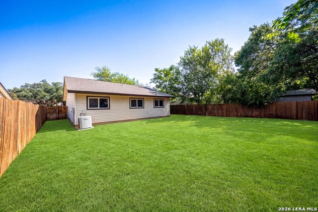 9410 Valley Bend Property Photo 24