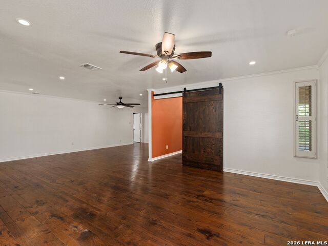 102 Riviera Drive Property Photo 11
