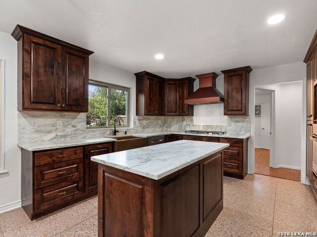 102 Riviera Drive Property Photo 15