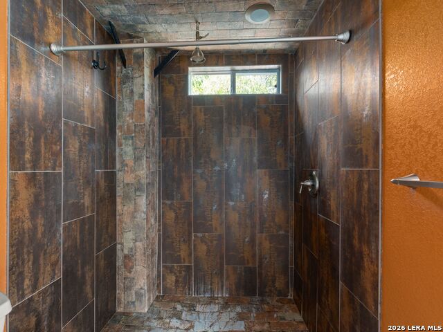 102 Riviera Drive Property Photo 45
