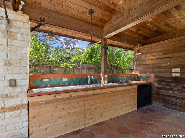 102 Riviera Drive Property Photo 46