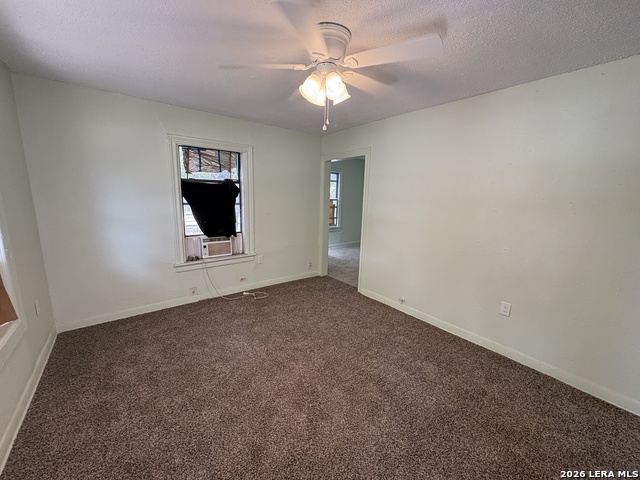 1935 Lamar St Property Photo 3