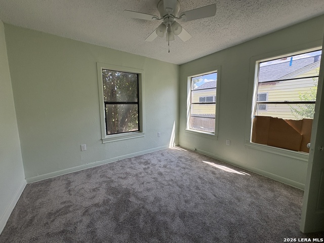 1935 Lamar St Property Photo 6