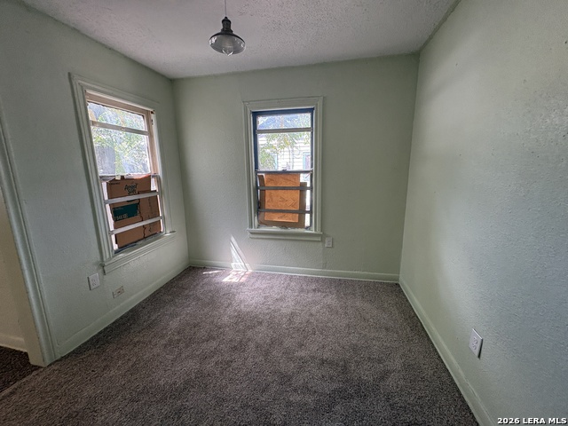 1935 Lamar St Property Photo 10
