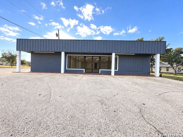 516 N Teel Property Photo 1