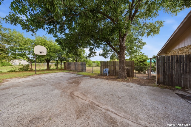 15019 Geronimo Loop Property Photo 5