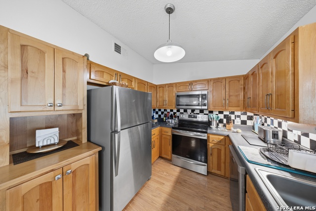 15019 Geronimo Loop Property Photo 27