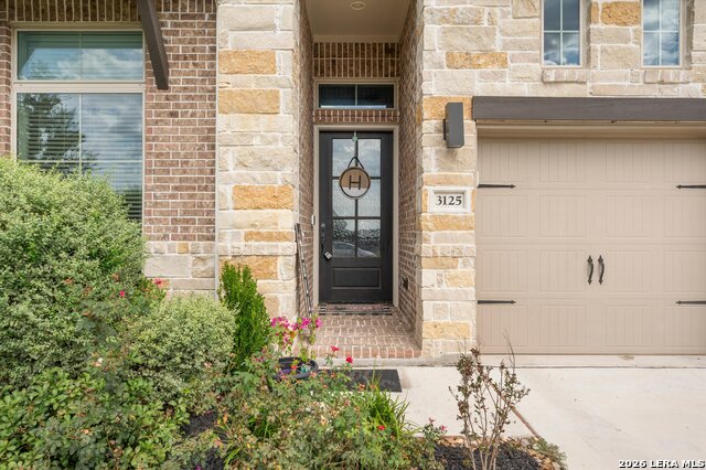 3125 Creek Ridge St Property Photo 5