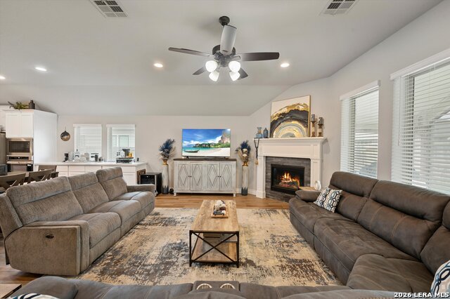 3125 Creek Ridge St Property Photo 17
