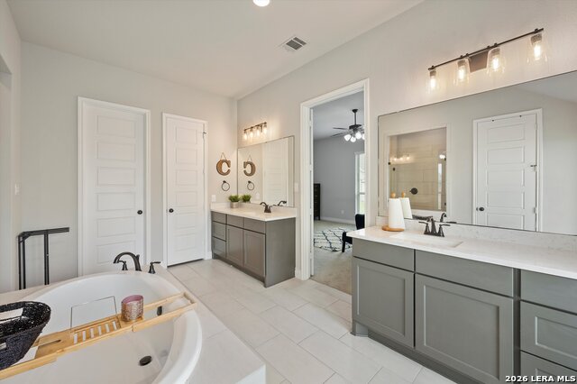 3125 Creek Ridge St Property Photo 34