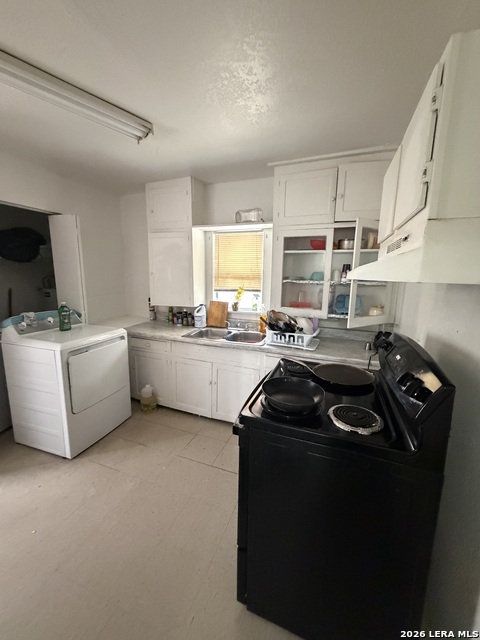 714 Webster St Property Photo 5