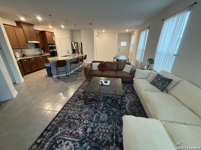 404 Sambar Bay Dr. Property Photo 2