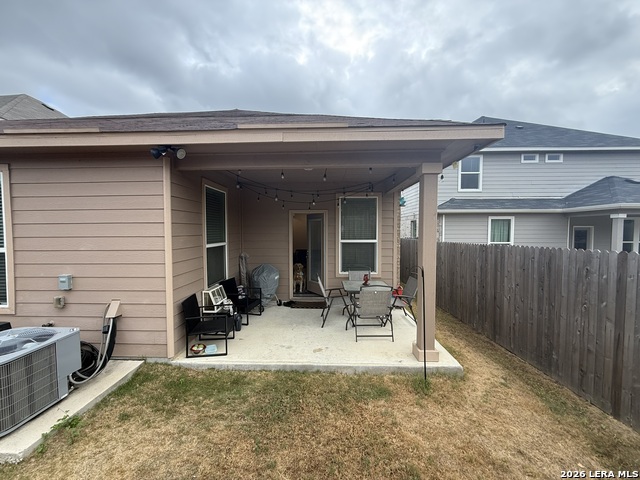 404 Sambar Bay Dr. Property Photo 12