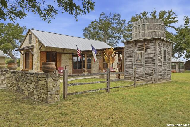 809 Rivertree Road Property Photo 6