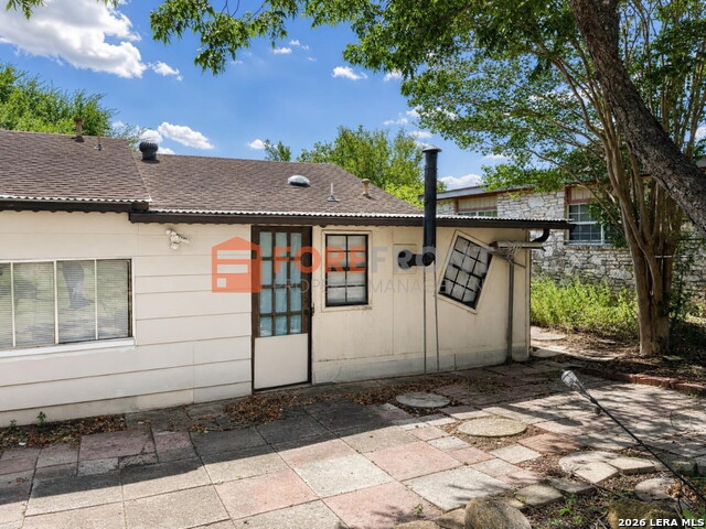 7845 Village Oak Property Photo 4