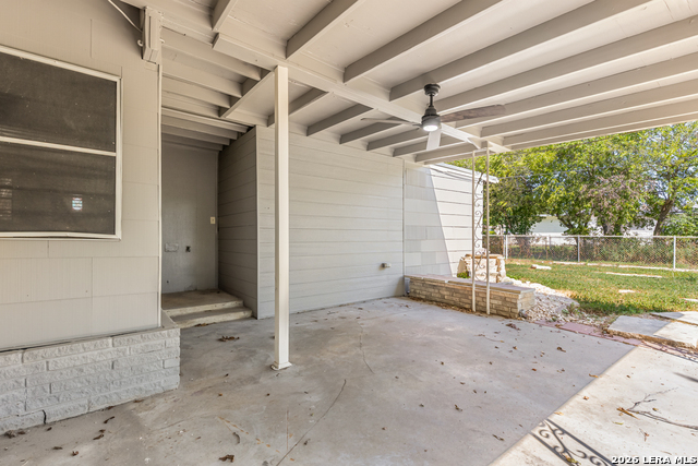 1327 Oblate Dr Property Photo 33