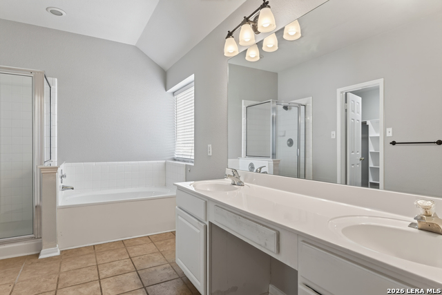 1637 Ebony Ln Property Photo 14