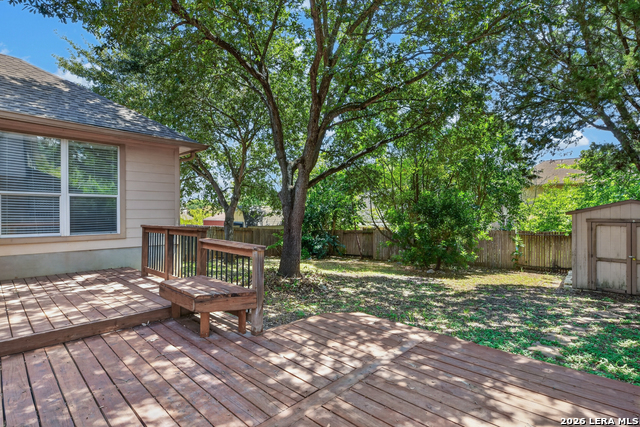1637 Ebony Ln Property Photo 25
