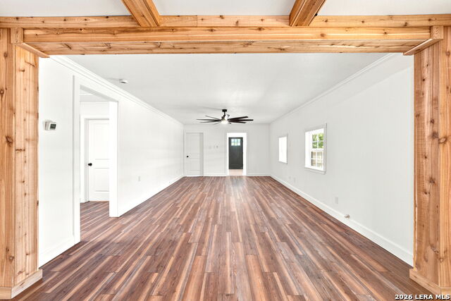 512 Guadalupe St Property Photo 8