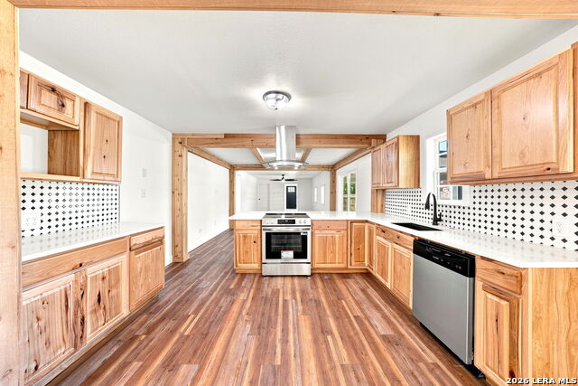 512 Guadalupe St Property Photo 12