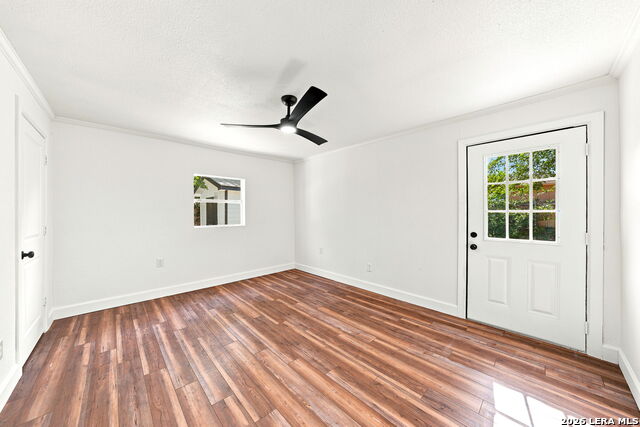512 Guadalupe St Property Photo 20