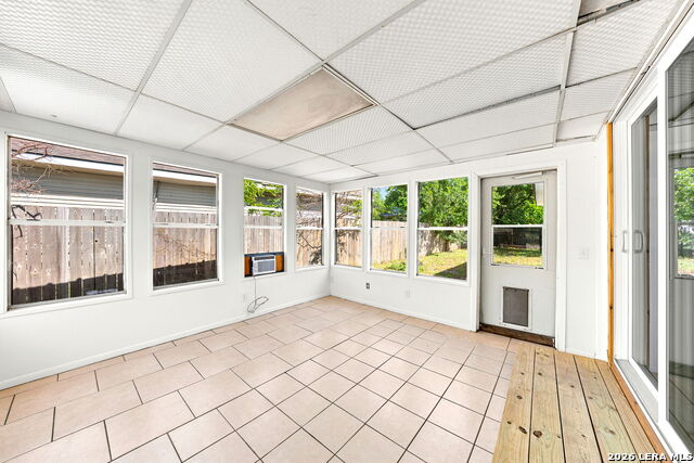 512 Guadalupe St Property Photo 22