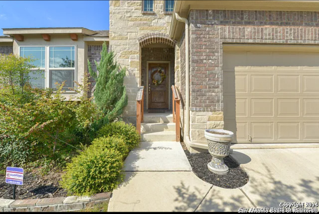 7905 Mystic Chase Property Photo 3
