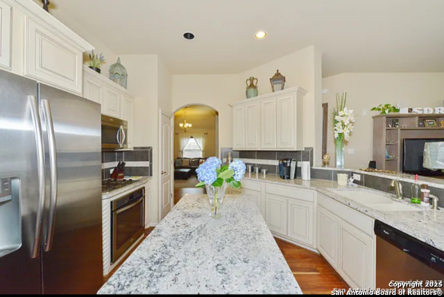 7905 Mystic Chase Property Photo 9