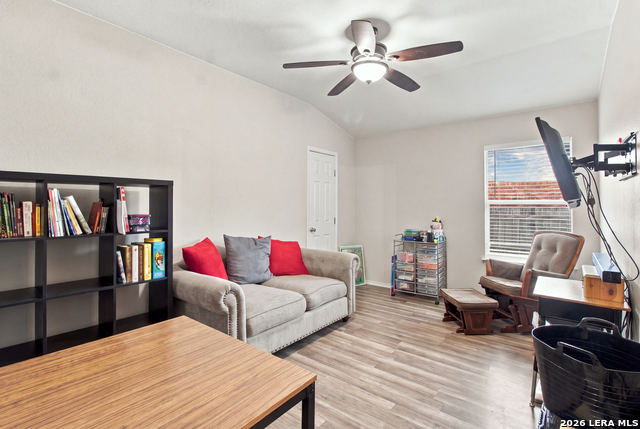 9914 Mustang Isle Property Photo 16