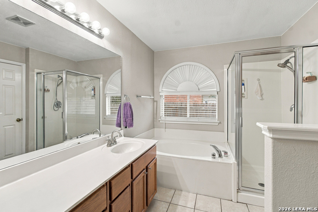 9914 Mustang Isle Property Photo 22