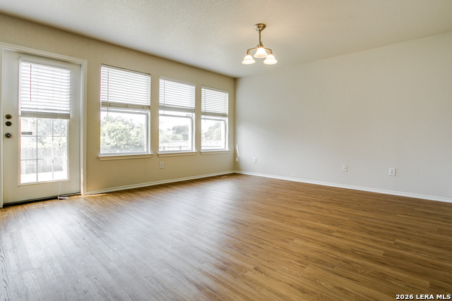 10542 Manor Crk Property Photo 8