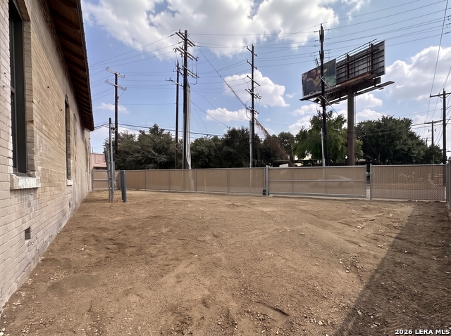 504 Austin St Property Photo 1
