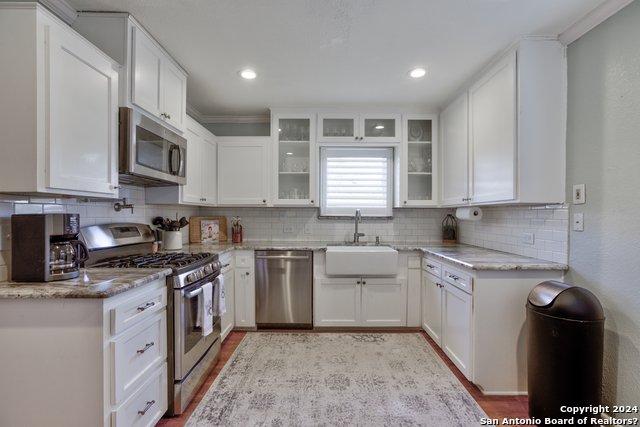 356 Larchmont Dr Property Photo 10