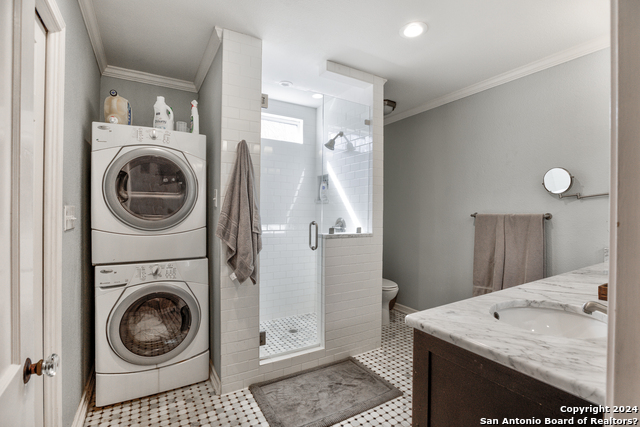 356 Larchmont Dr Property Photo 15