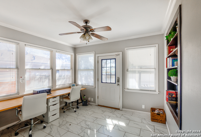 356 Larchmont Dr Property Photo 16