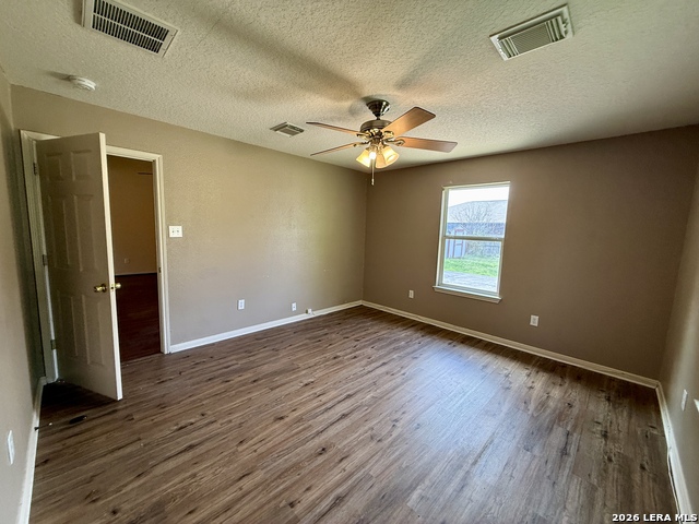 302 Renee Dr Property Photo 8