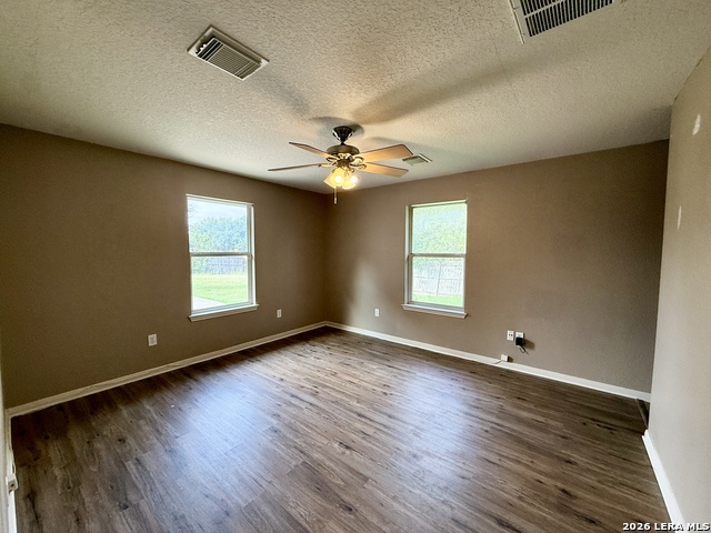 302 Renee Dr Property Photo 9